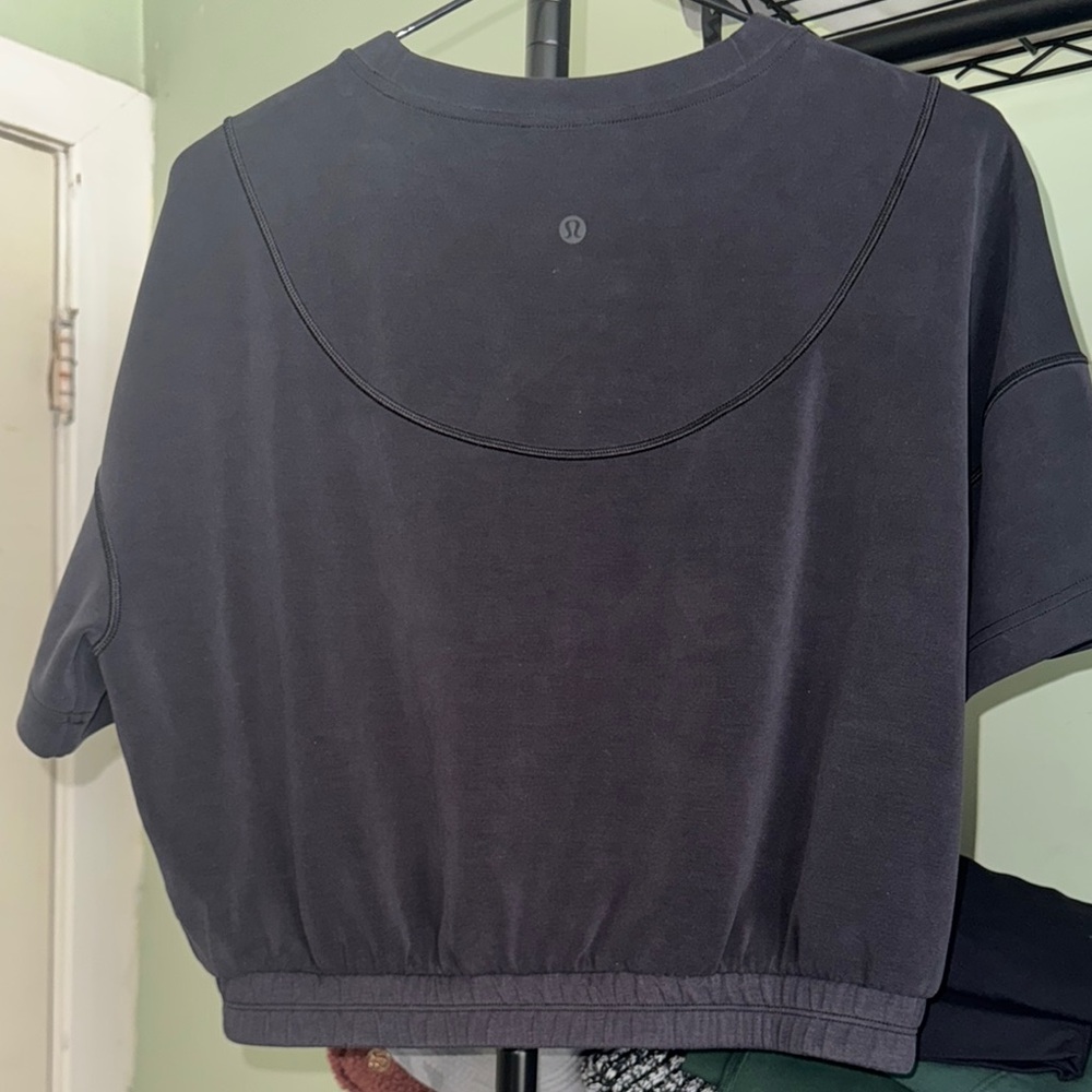 Lululemon Softstreme Gathered T-Shirt 8/Black - Picture 4 of 6